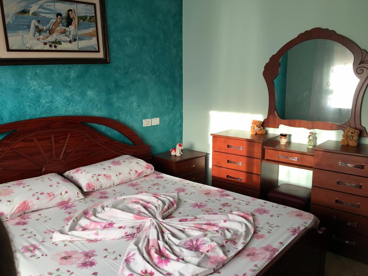 Comfortable Apartment Next To The Beach Durres Exterior photo